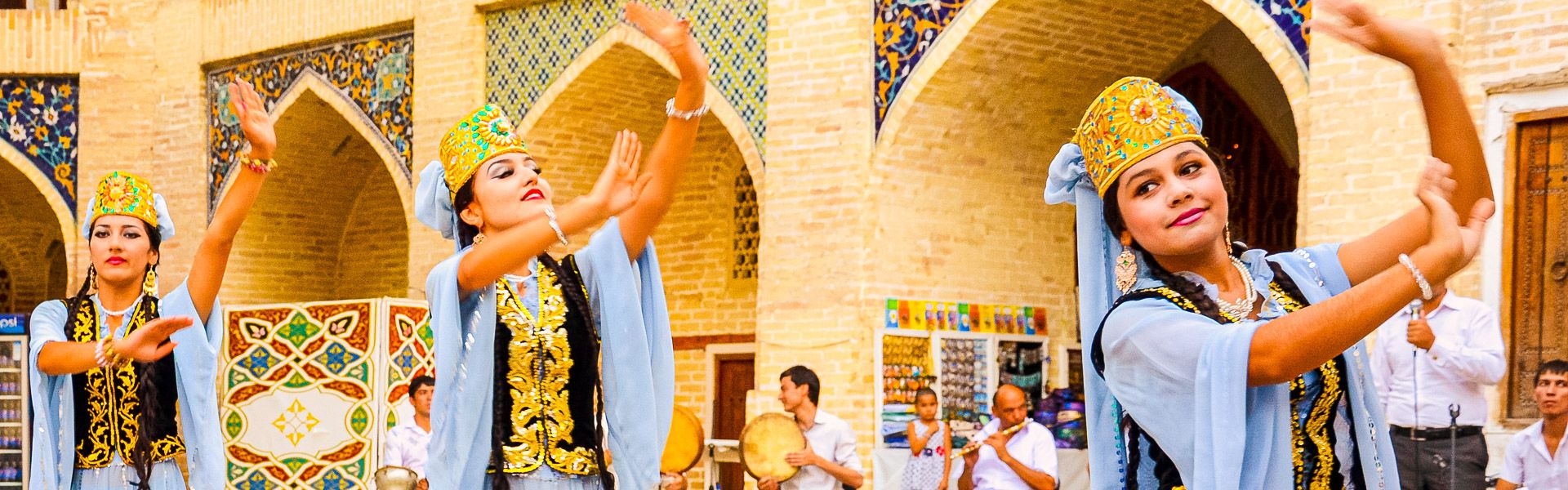 Traditioneller Tanz | © Heiko Kußmann / Chamäleon Traditioneller Tanz | © Heiko Kußmann / Chamäleon