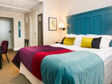 Elite Hotel Mimer |  Linda Brostrom, Elite Hotel Mimer / Chamleon