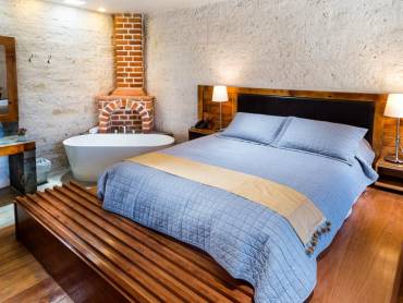 La Hosteria Arequipa |  Arim Almuelle / La Hosteria Arequipa, Chamleon