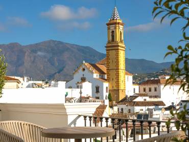 Hotel El Pilar  |  Hotel El Pilar / Chamleon