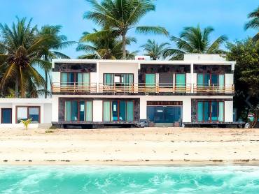 Cormorant Beach House |  Cormorant Beach House / Chamleon