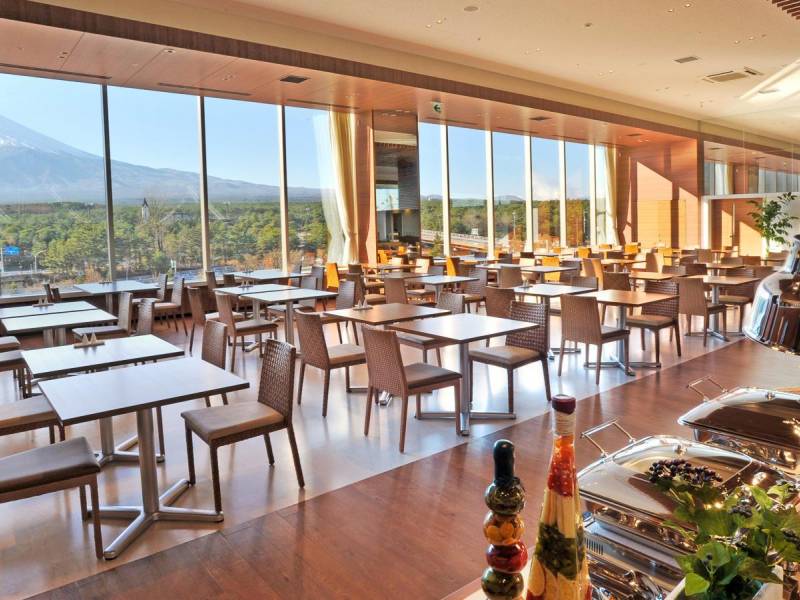 Highland Resort | Tsuneyoshi Hara, Highland Resort  / Chamleon