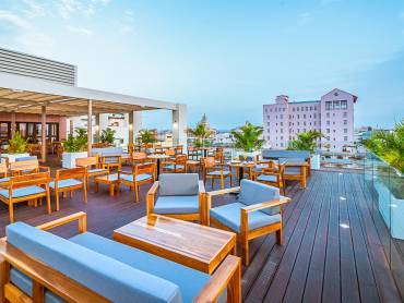 Mystique Habana Terrasse |  Mystique Habana / Chamleon