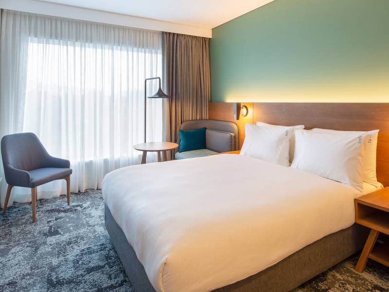 Zimmer |  Marina Mathews, Holiday Inn Express & Suites / Chamleon