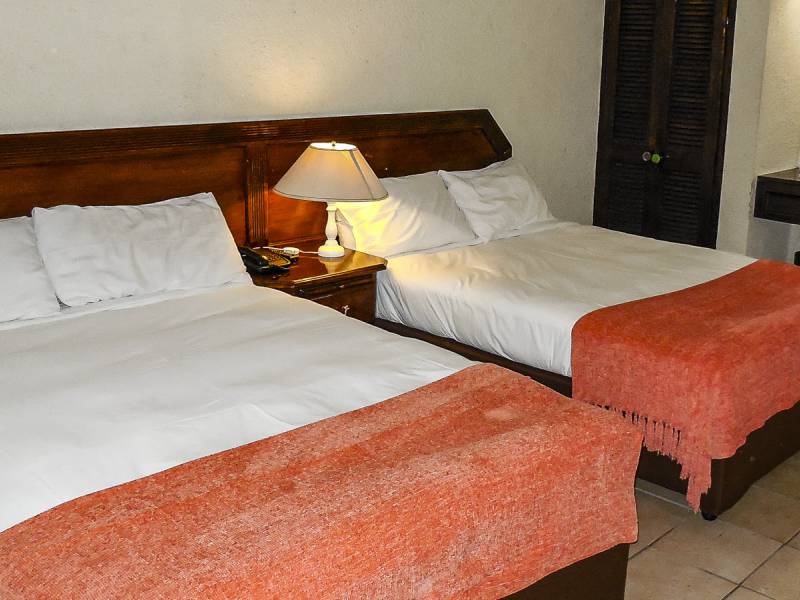 Hotelzimmer |  Great Zimbabwe Hotel / Chamleon