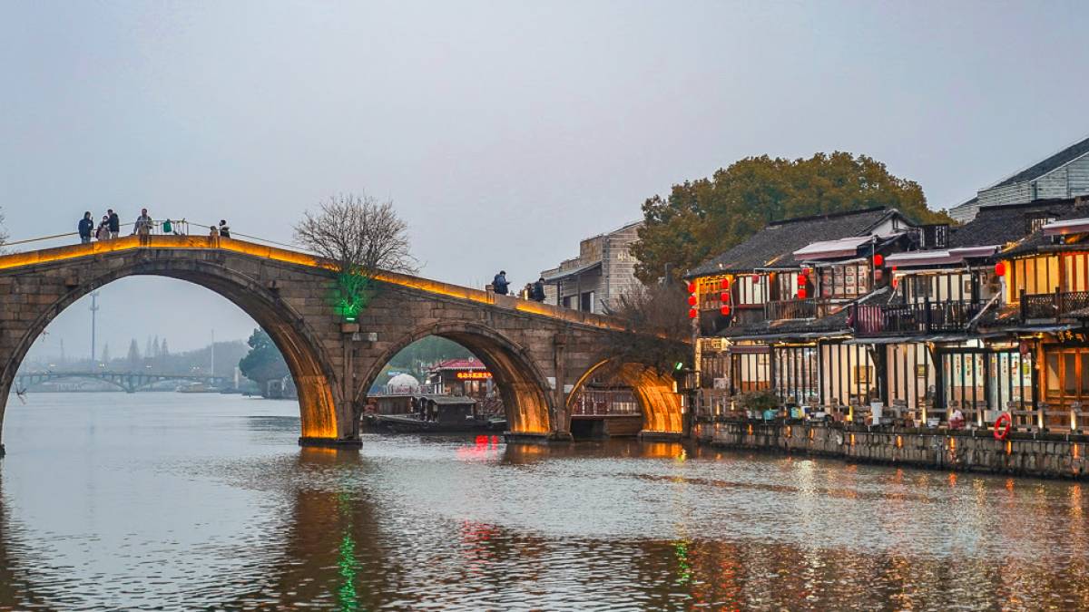 Das Wasserdorf Zhujiajiao | © Hailey Tong, Unsplash / Chamäeleon Das Wasserdorf Zhujiajiao | © Hailey Tong, Unsplash / Chamäeleon