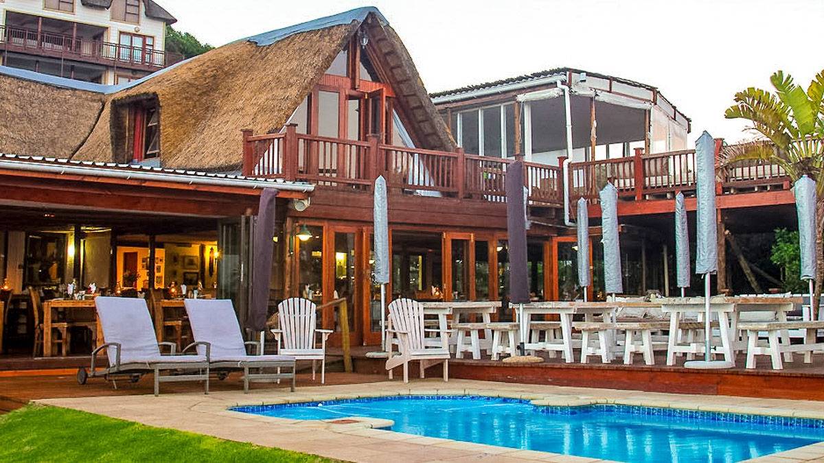 Crawfords Beach Lodge |  Crawfords Beach Lodge / Chamleon