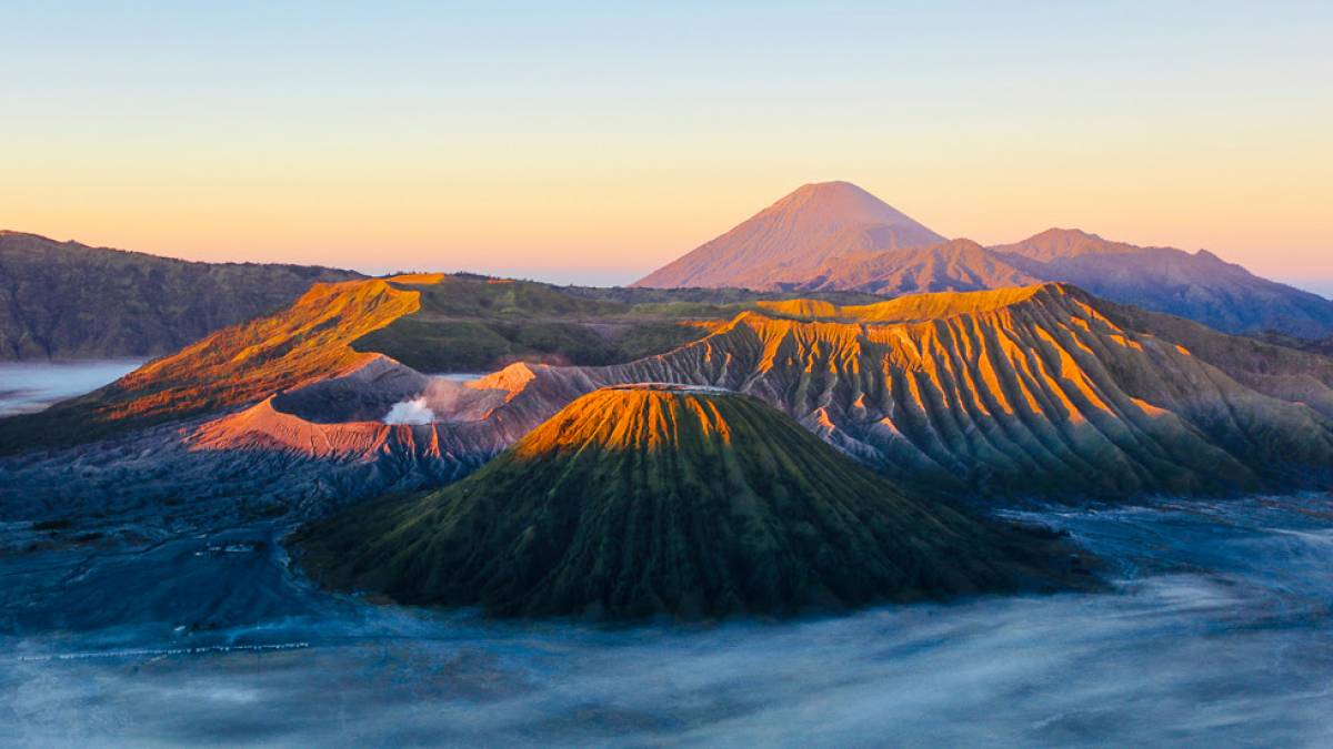 Mount Bromo |  Kevin Zhang, Unsplash / Chamleon
